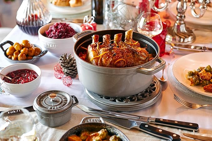 STAUB Cast Iron Roaster/Cocotte, Round, 8.35 L, Graphite Grey, 30 cm