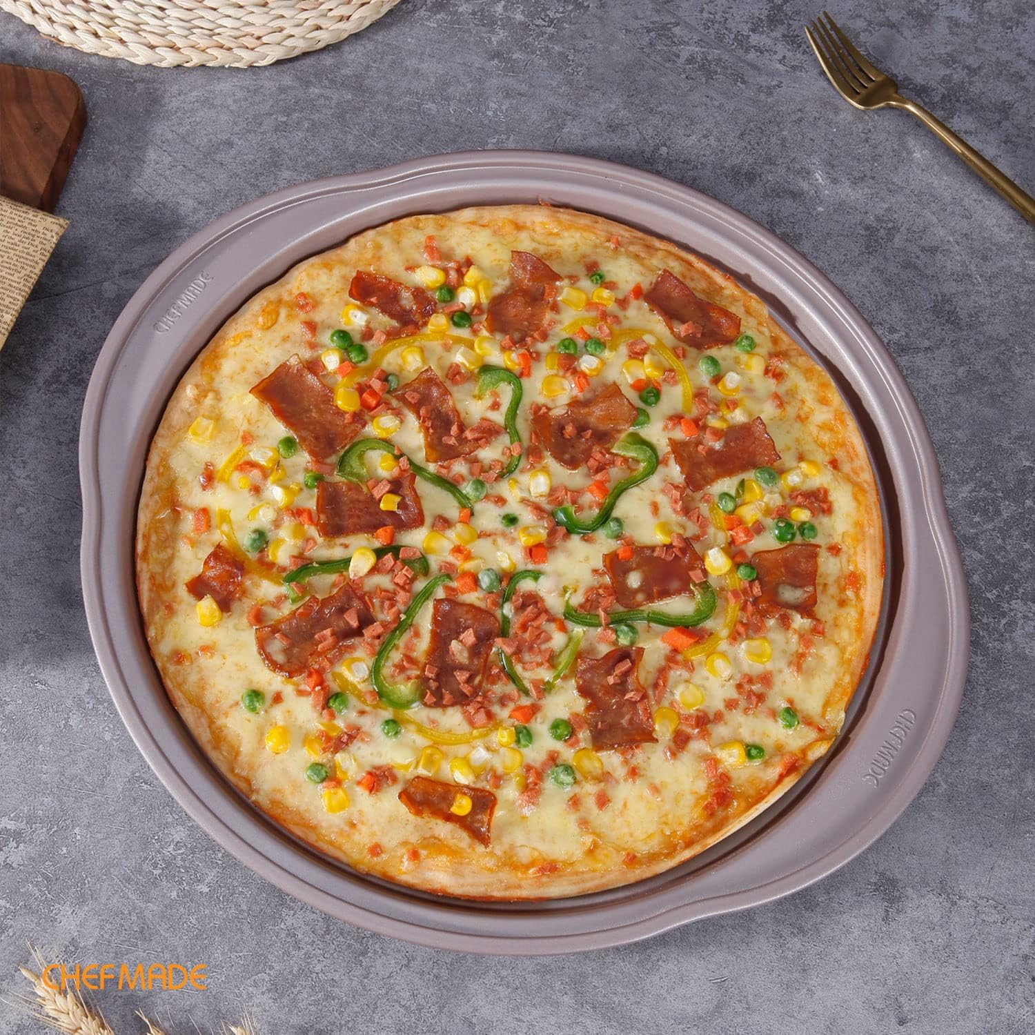 CHEFMADE Pizza pan, 14 Inch with Holes Non-Stick Pizza Crisper Pan Bakeware for Oven Baking (Champagne Gold) - Culinary Roots