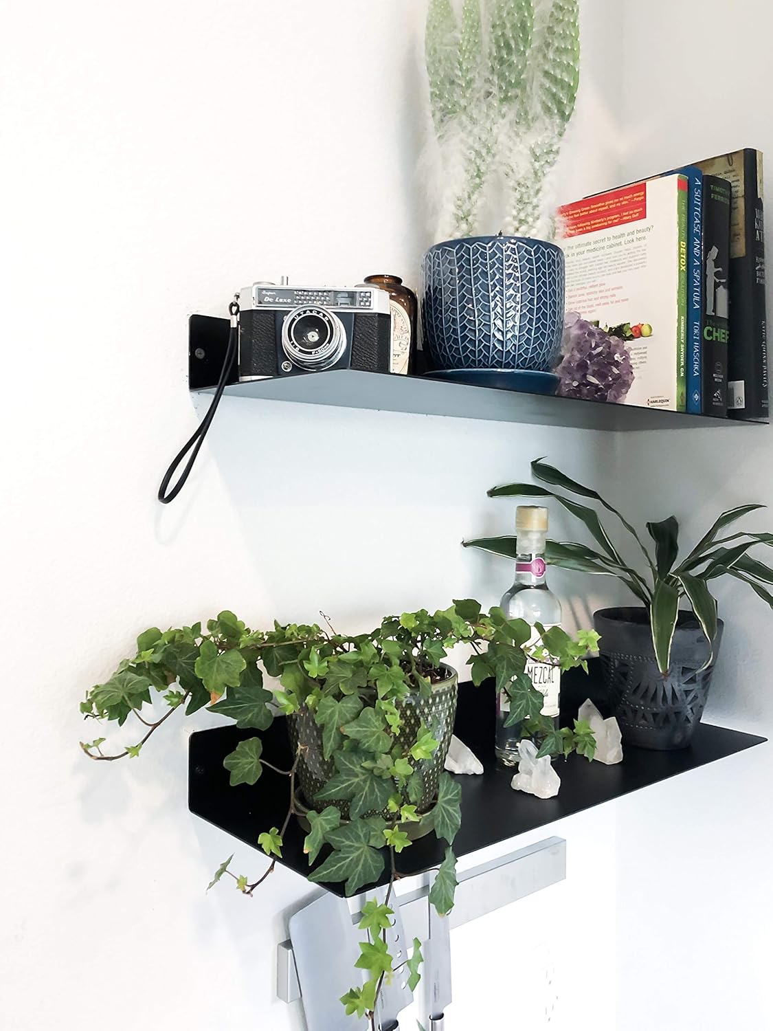 DIY CARTEL Made in USA Linear Floating Shelf - Steel/Metal - Professionally Powder Coated - Industrial Heavy Duty Wall Mounted Modern Rustic Shelf Ledge (24-in X 8-in Powder Coated Matte Black)