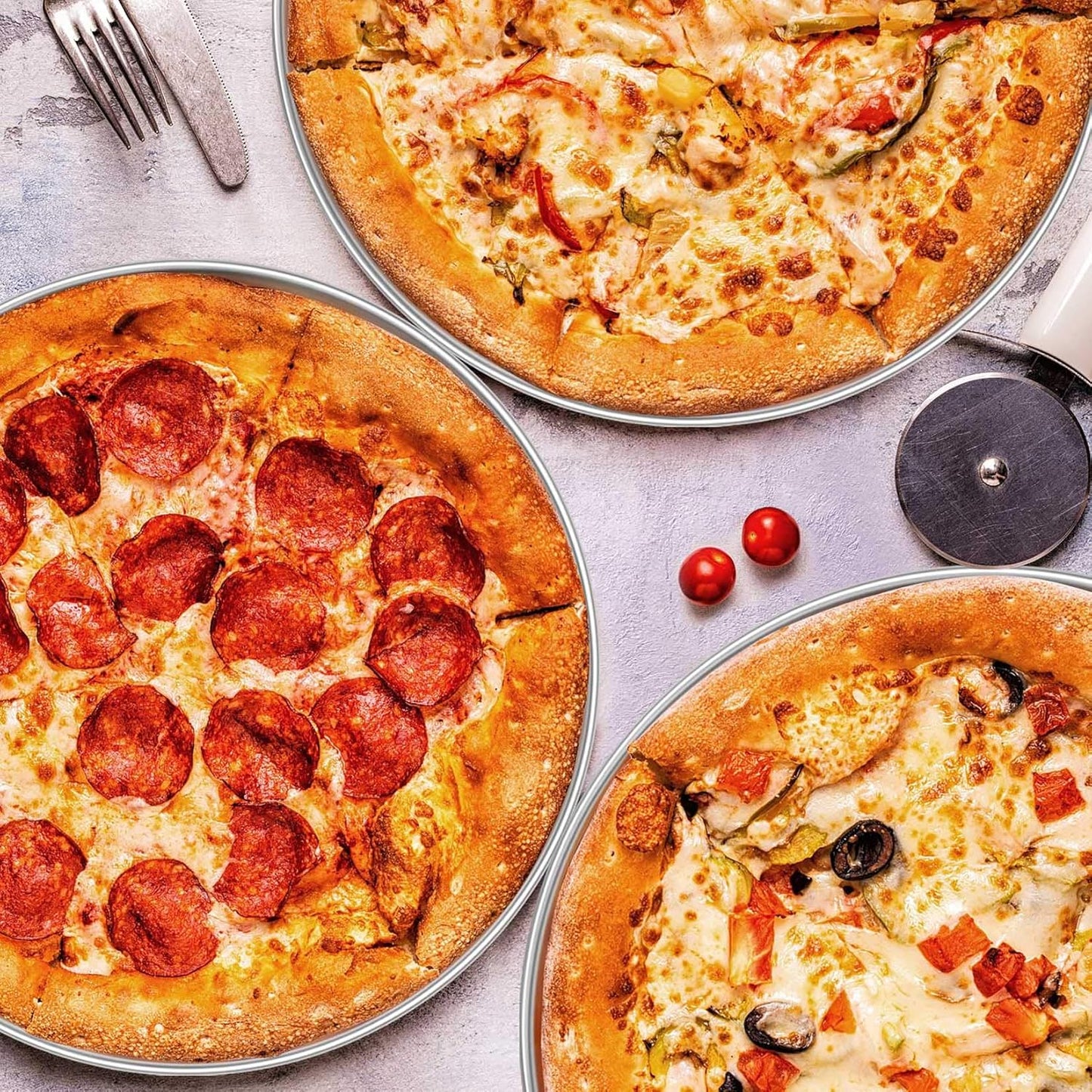 P&P CHEF 13.5 Inch Pizza Pan, 3 Pieces Stainless Steel Round Pizza Tray Dish Plate For Oven Baking Roasting, Healthy & Heavy Duty, Rust Free & Dishwasher Safe -Silver - Culinary Roots