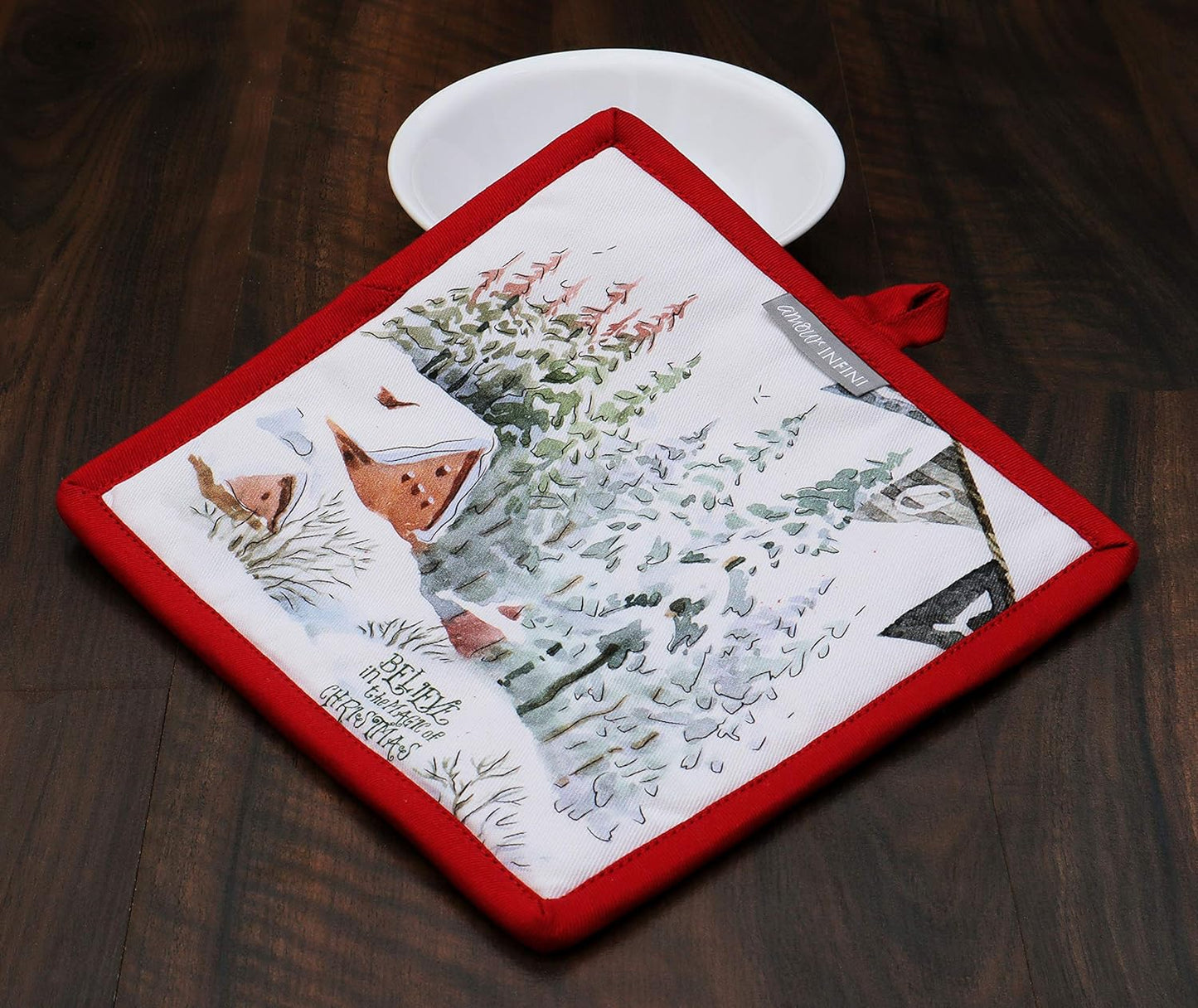 AMOUR INFINI Pot Holders Heat Resistant Cotton Set of 2 Nonslip 8"x8" Inch Hot Pads for Kitchen, BBQ, Baking & Cooking with Hanging Loops (Christmas Winter)