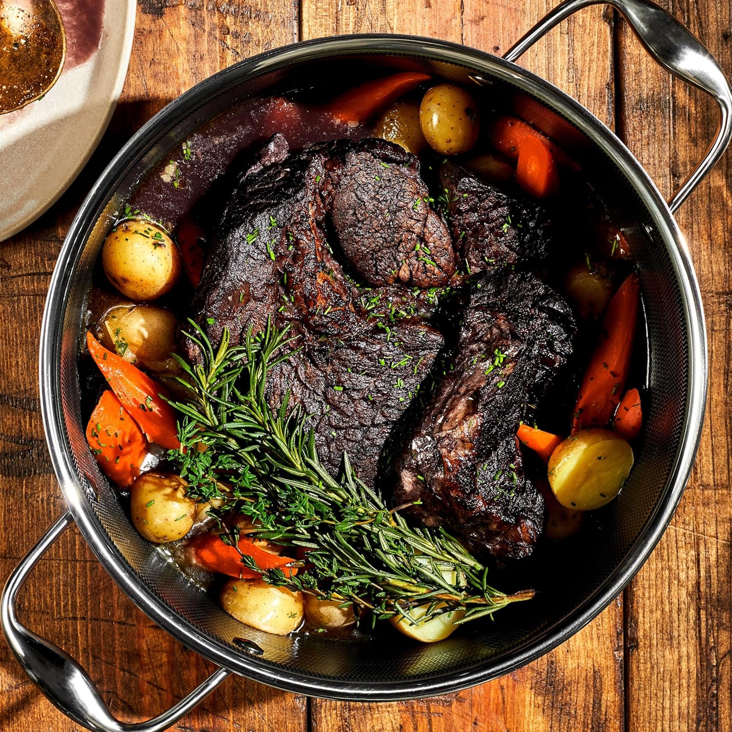 HexClad Hybrid Nonstick 5-Quart Dutch Oven with Stainless Steel Lid, Stay-Cool Handles, Dishwasher-Friendly, Oven-Safe Up to 900°F, Induction Ready, Compatible with All Cooktops - Culinary Roots